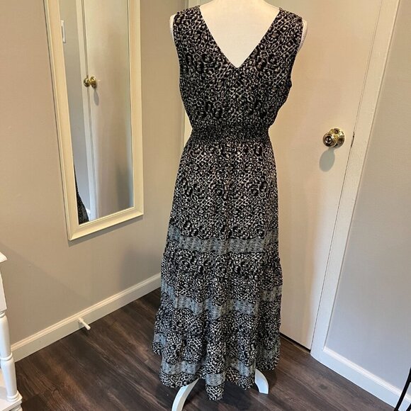 Cassee's Black Gray Animal Print Ruffle bottom Maxi Dress, Size Medium - Picture 13 of 15